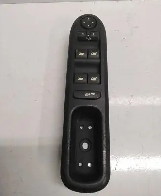 Peugeot 407 Electric window control switch 96468704xt