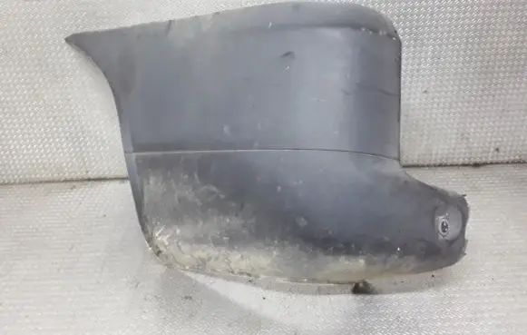 Rear bumper corner part panel trim