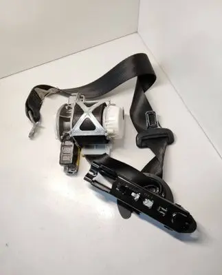 Volkswagen Jetta VI Front seatbelt 5C6857705A