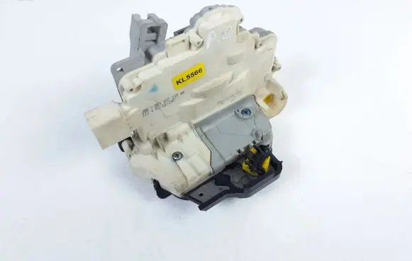 Audi A4 S4 B6 8E 8H Front door lock 8E1837015AA KL5566