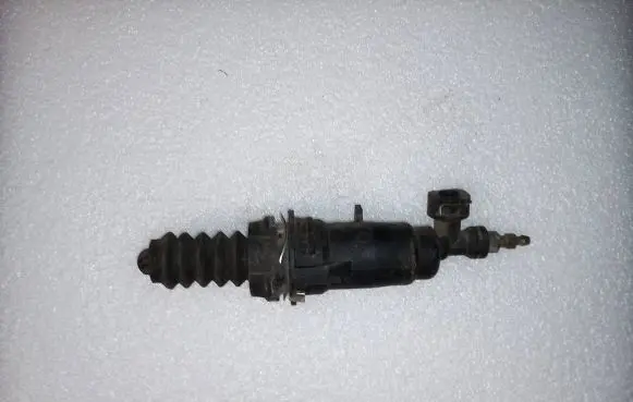 Peugeot 406 Clutch master cylinder