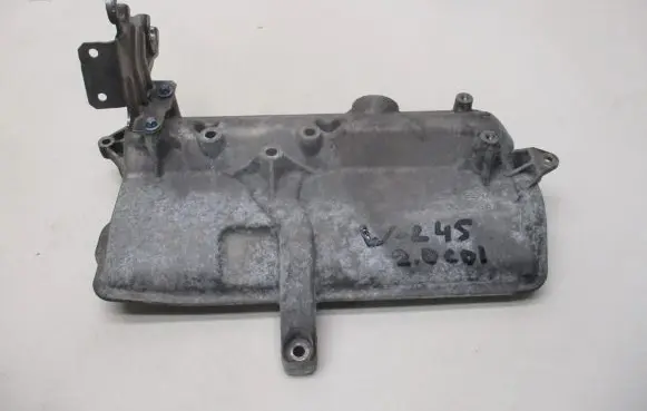 Mercedes-Benz B W245 Rocker cam cover 