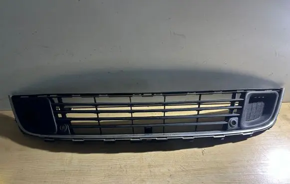 Citroen C5 Front bumper lower grill 9681052677 20015830