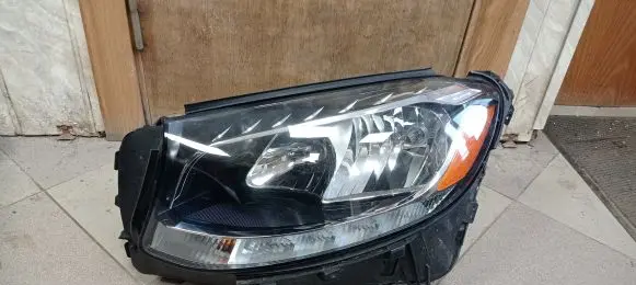 Mercedes-Benz GLC C253 Headlight/headlamp A2538200561 A2538260100