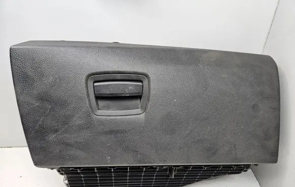 BMW 5 F10 F11 Glove box 9173907