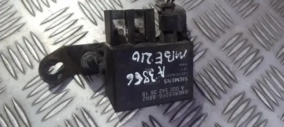 Mercedes-Benz E W210 Other relay A0025423819