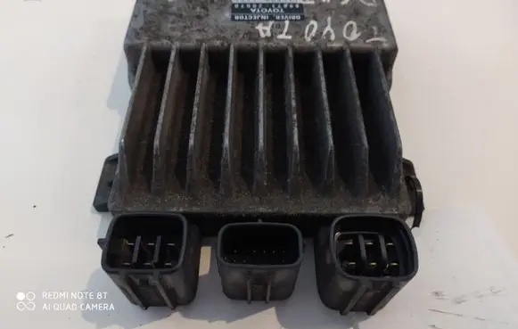 Toyota Avensis T250 Fuel injection control unit/module 8987120070