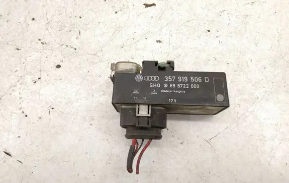 Coolant fan relay