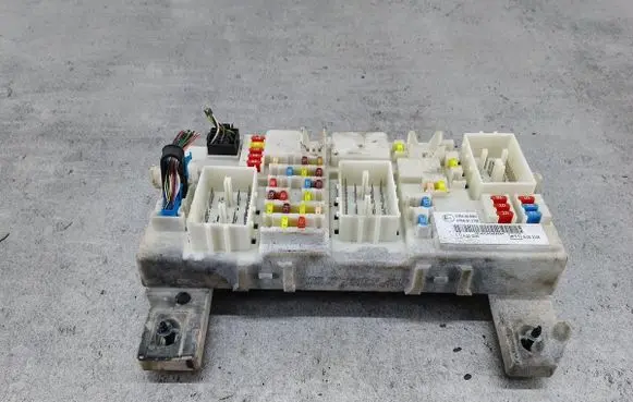 Fuse box set