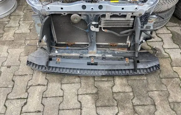 Subaru Outback (BS) Radiator support slam panel
