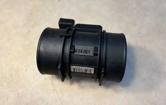 Mercedes-Benz G W461 W463 1st Gen Mass air flow meter A0000941748