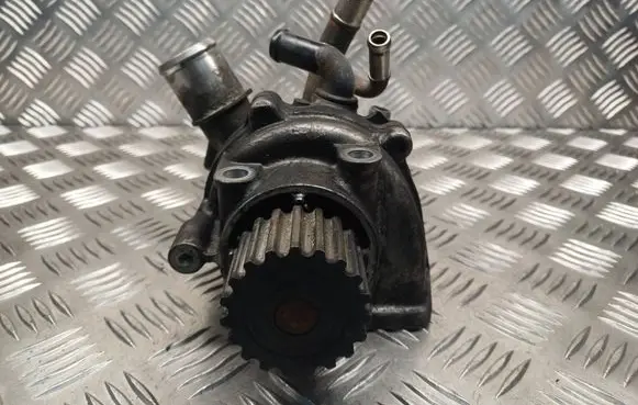 Mazda 5 Water pump RF7J