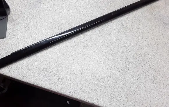 BMW 4 G22 G23 G24 G26 Front door glass trim molding 7482749
