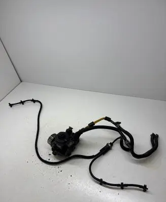 Audi A4 S4 B8 8K Fuel injection high pressure pump 059130755AH 0445010611 0928400708