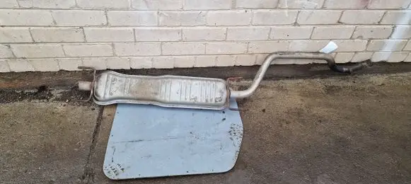 Opel Zafira B Middle muffler/silencer 