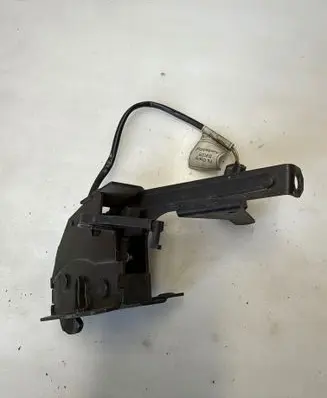 BMW 5 E39 Tailgate/trunk/boot lock/catch/latch 8238469 5124