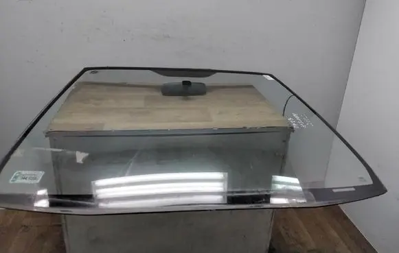 Honda Civic Front windscreen/windshield window 