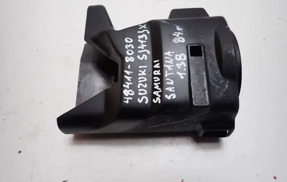Suzuki Samurai Steering tie rod boot 484118030
