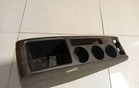 Toyota Corolla Verso AR10 Center console 589110F010