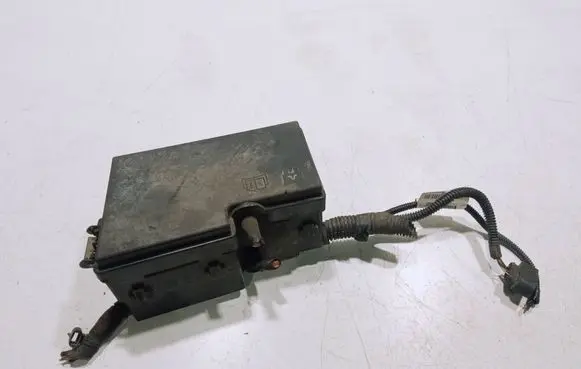 Ford Focus Fuse box set 3M5T-14A067-BC 9G47848 002G4A008C