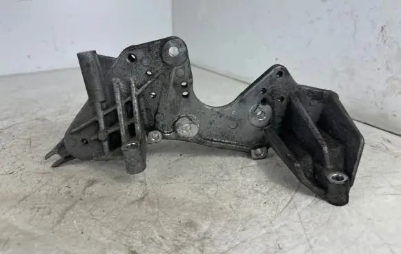 Audi A4 S4 B8 8K Fuel pump bracket 059130147N