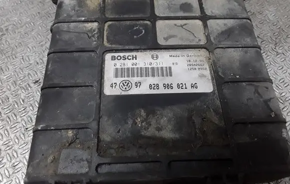 Volkswagen Golf III Engine control unit/module 0281001310 028906021AG