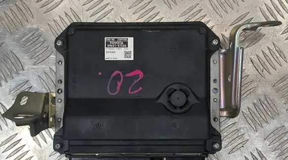 Toyota Prius+ (ZVW40) Engine control unit/module ECU PRIUSZVW40