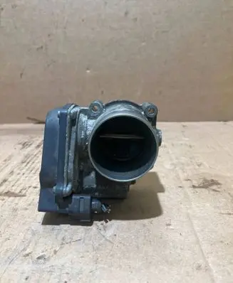 Volkswagen Golf VI Throttle body valve 03C133062C