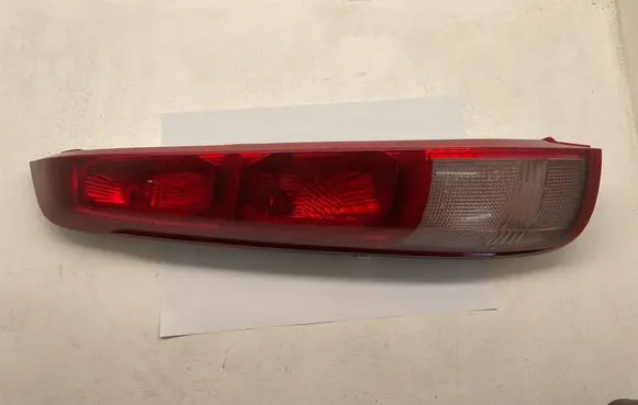 Nissan X-Trail T30 Rear/tail lights 4913japanr B46L