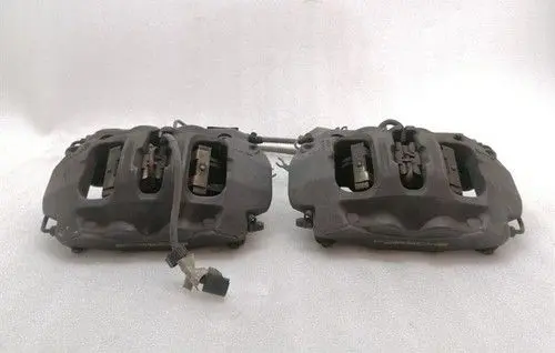 Porsche 718 Cayman 982 982c Front Brake Caliper Pad/Carrier 99135105107