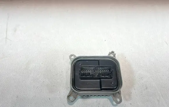 Tesla Model 3 LED ballast control module 153292509E