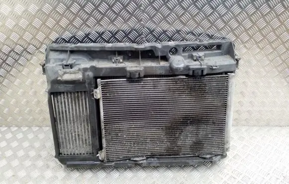 Peugeot 208 I Radiator set 