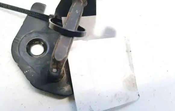 Ford Mondeo MK IV Front door lock loop/hook striker 6g91r21992fbb 6g91-r21992-fbb