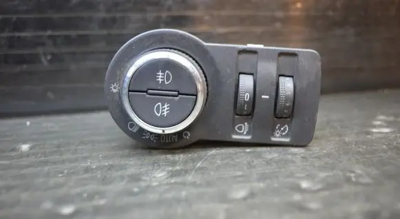 Light switch