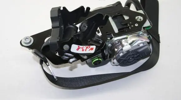 Mercedes-Benz E W213 Front seatbelt A2388602900