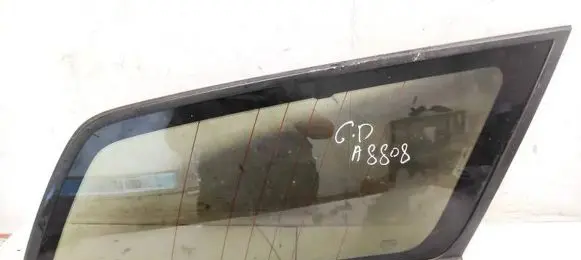 Volvo V50 Rear side window