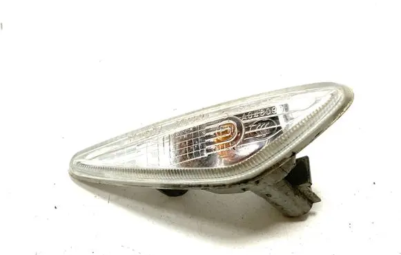 Mazda 5 Front fender indicator light X2442