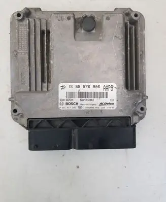 Opel Insignia A Engine control unit/module 55576906