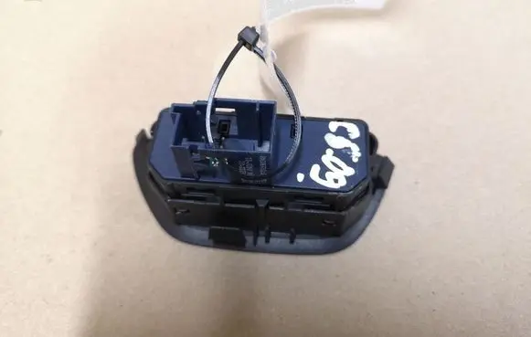 Citroen C5 Other switches/knobs/shifts 9682436777