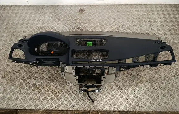 Renault Megane III Dashboard 