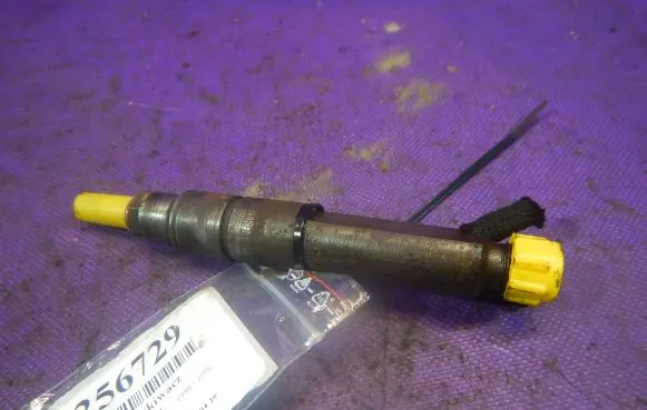 Seat Toledo II (1M) Fuel injector 028130202P