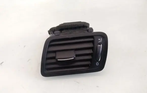 Volkswagen PASSAT B6 Dashboard side air vent grill/cover trim 3C18919701