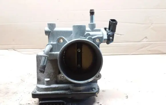 Subaru Legacy Throttle valve 7H180960 16112AA180
