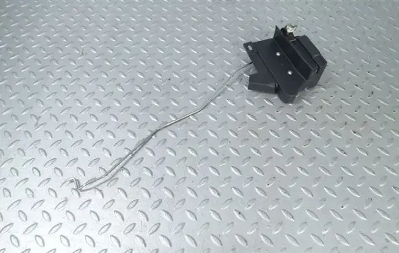 Dacia Sandero III Front door lock 805028269R
