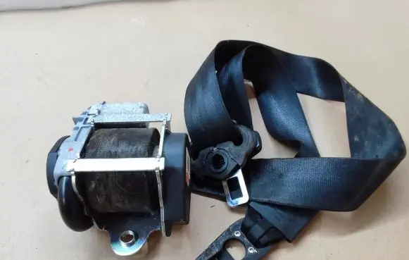 Audi Q7 4L Front seatbelt 4L1857705
