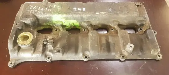KIA Sorento Rocker cam cover 