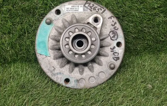 BMW 3 F30 F35 F31 Front upper strut mount 6863135 686313501
