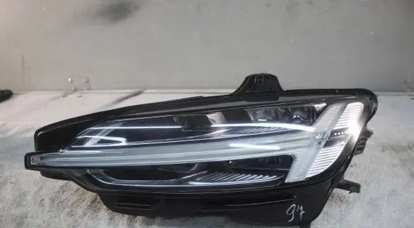 Volvo S60 Headlight/headlamp