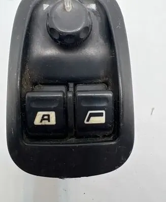 Peugeot 206 Electric window control switch 11655