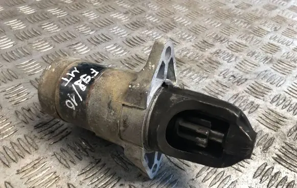 Subaru Forester SF Starter motor